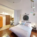 Апартаменти Sweet Dreams Cosy Piata Romana Бухарест